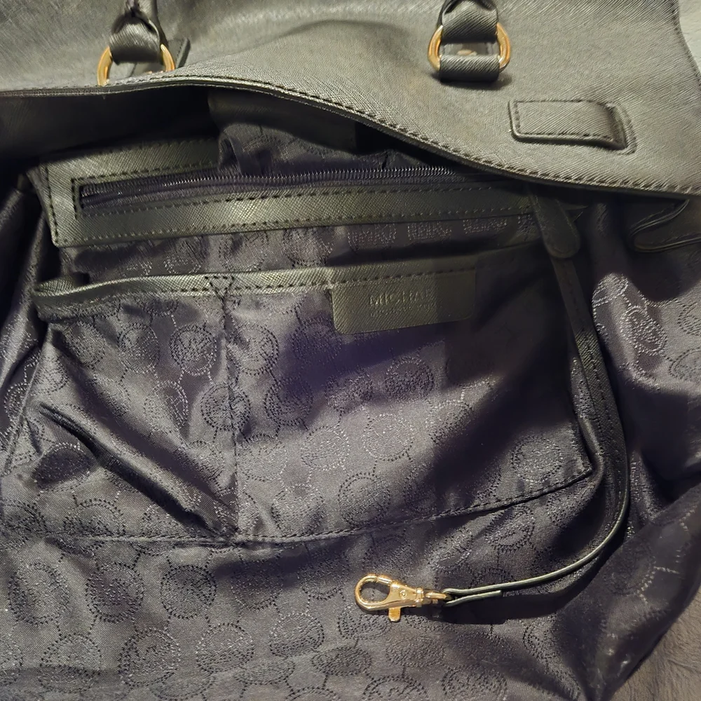 Michael Kors Hamilton Satchel - Picture 12 of 14